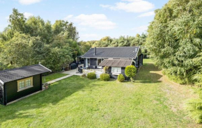 4 Bedroom Lovely Home In Sjællands Odde, Yderby